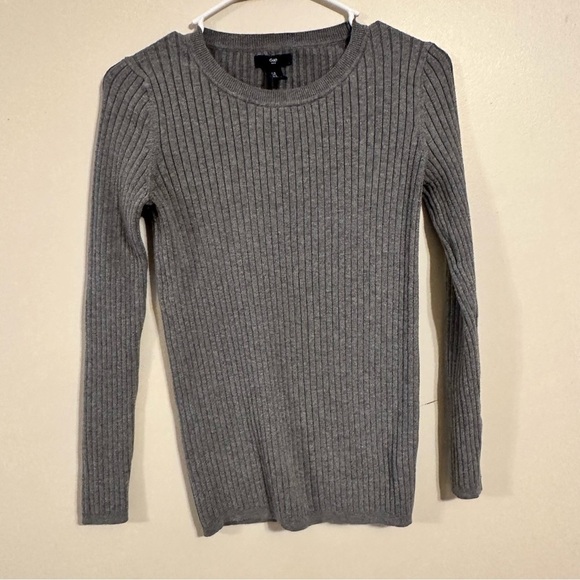 Gap Small Gray Ribbed Sweater - Picture 1 of 3